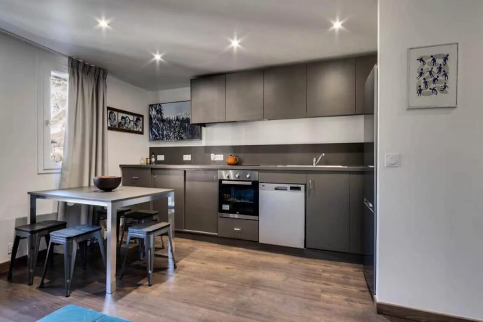 Résidence Jardins De Val-Nicht zugeordnet