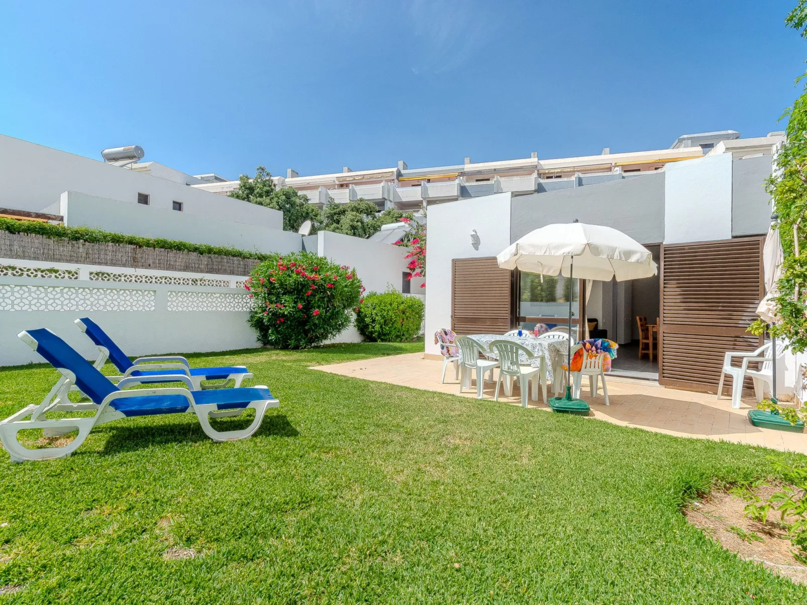 Amélia - Sunny Way-Dehors