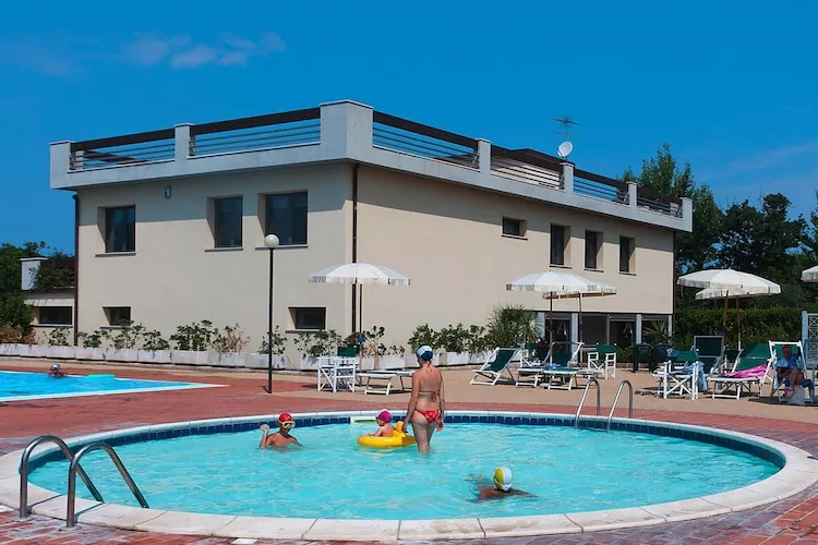 Holiday residence Santa Constanza San Vincenzo-Bilo 4 Superior-Piscine