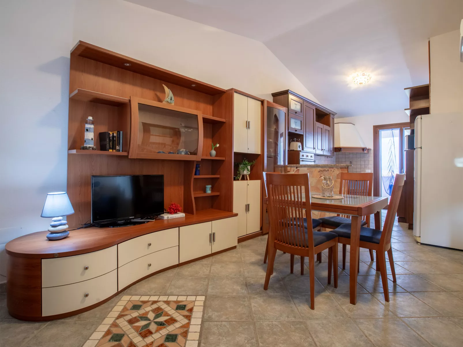 Su Sguardu 'e su Mari-Drinnen