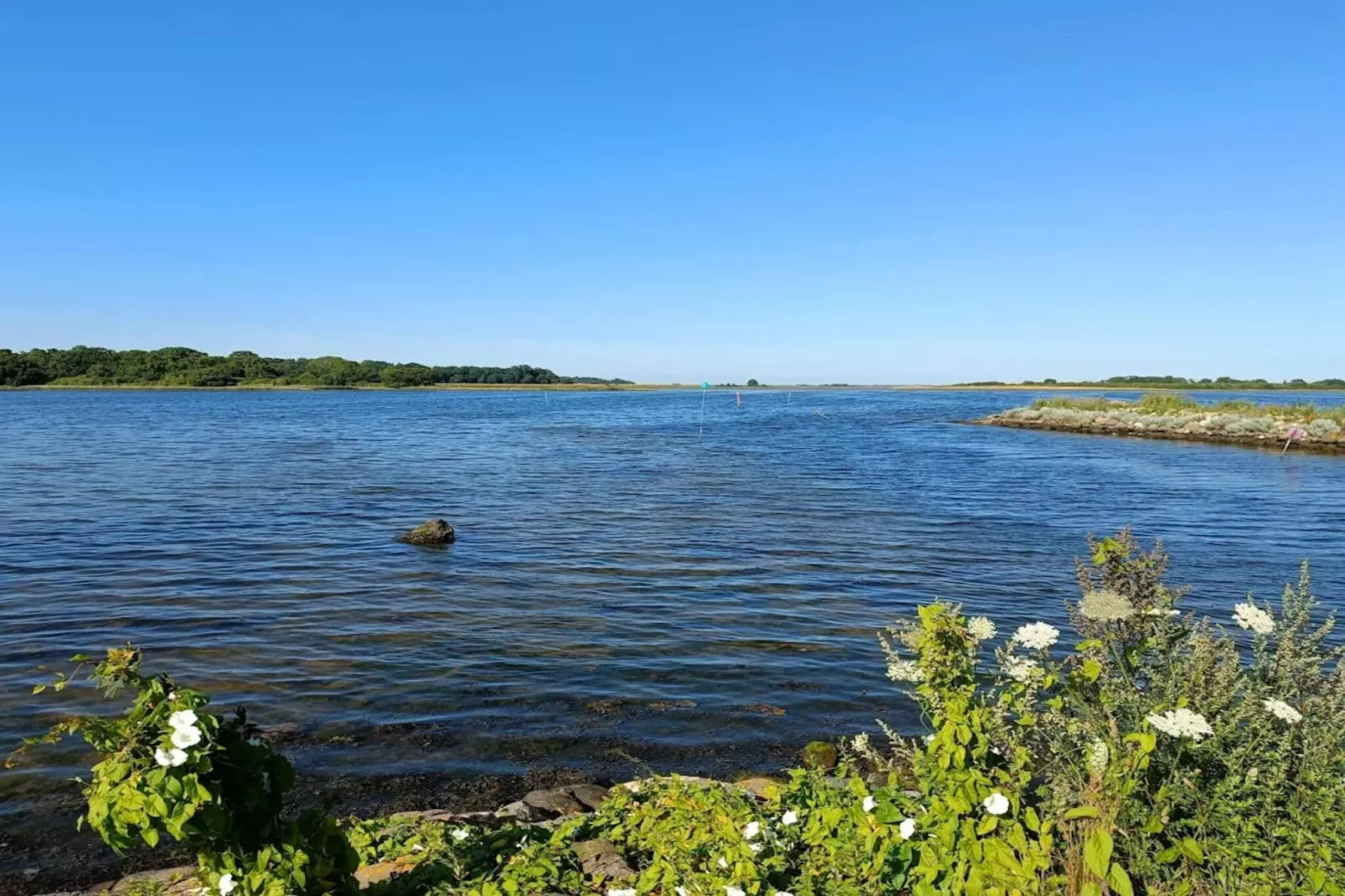Maison de vacances pour 5 a Otterup-Vue sur l'eau