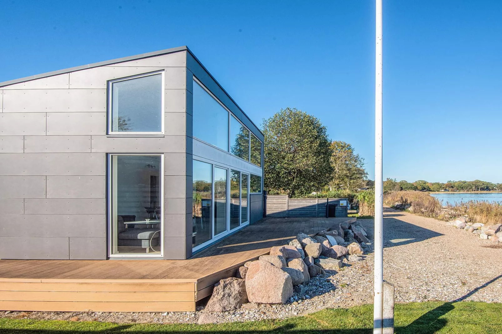 Panoramic Beach Retreat-By Traum-Water view