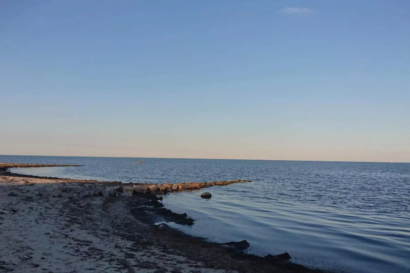 Luxury Retreat with Spa - By Traum Ferienwohnungen-Water view