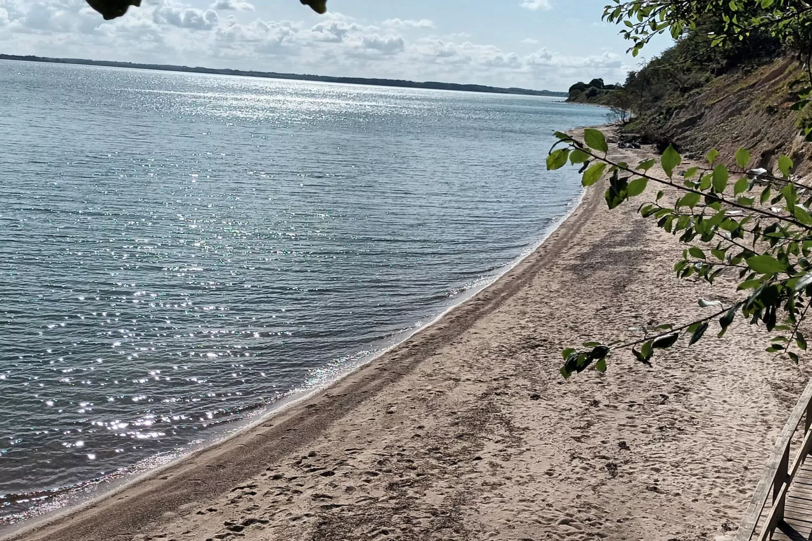 Luxury Retreat with Sea View - By Traum Ferienwohnungen-Water view