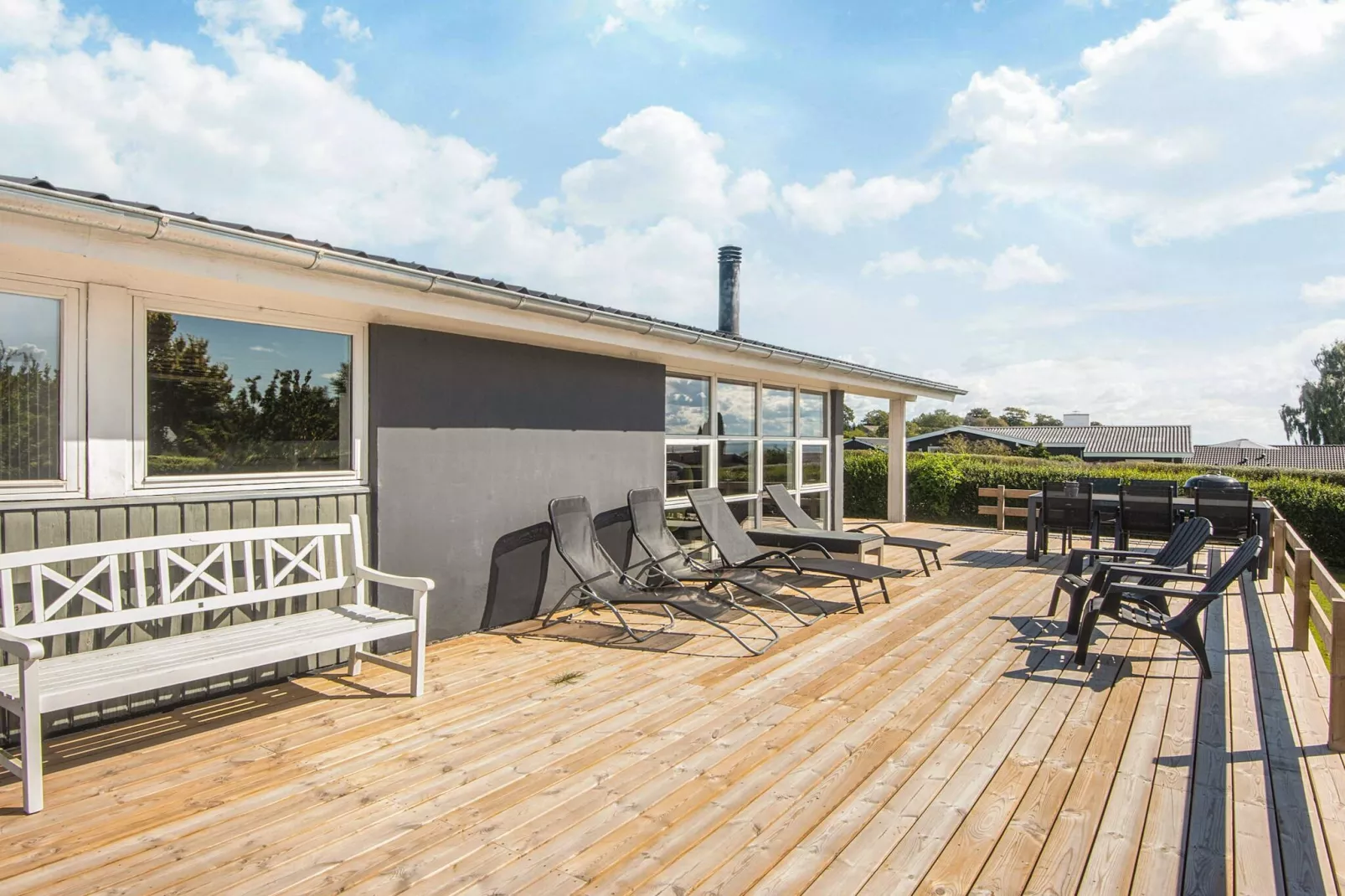 Renovated Summerhouse in Hejlsminde - By Traum Ferienwohnungen-Water view