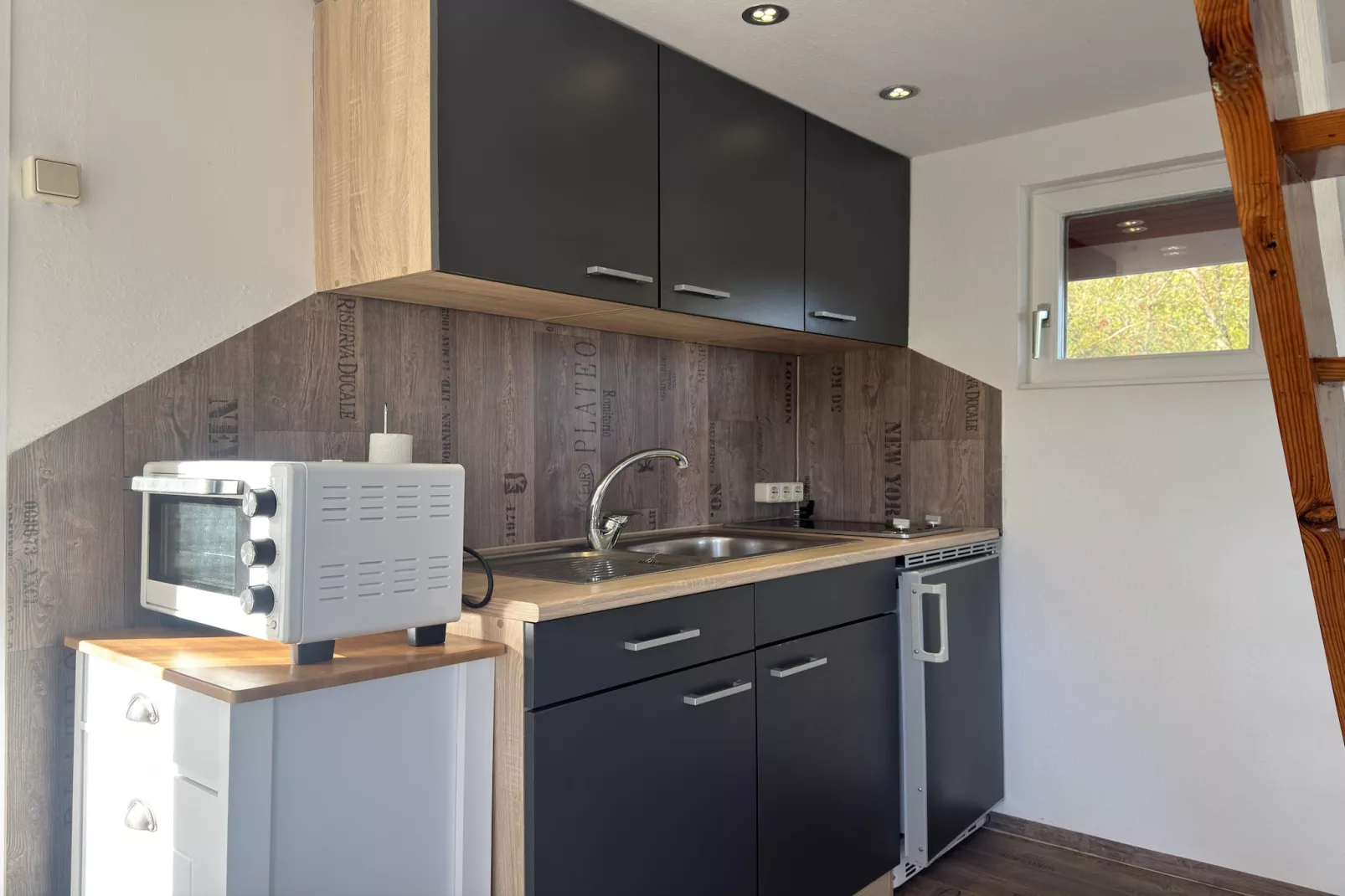 Bootshaus direkt am See mit eigenem Steg-Küche