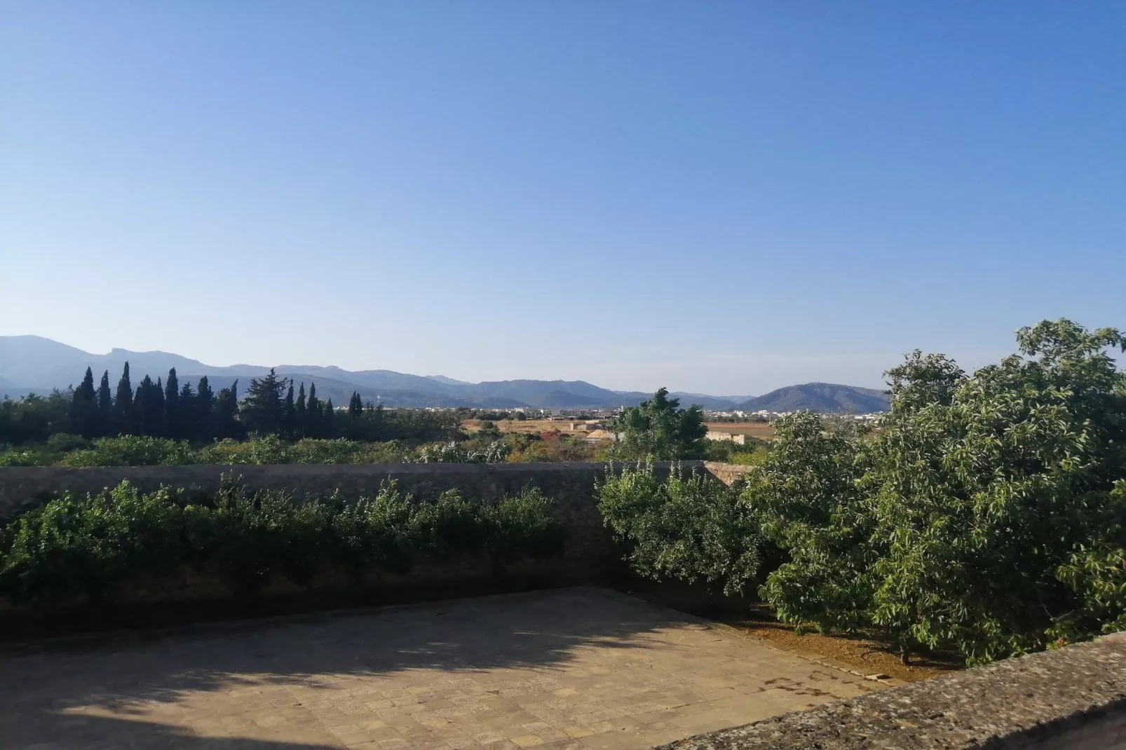 Can Serra-Areas within 5km in summer