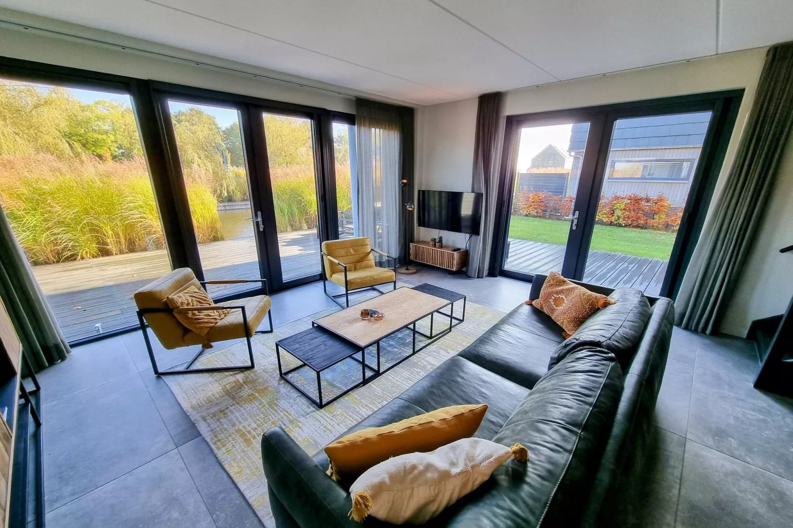 Watervilla Tolve-Living room