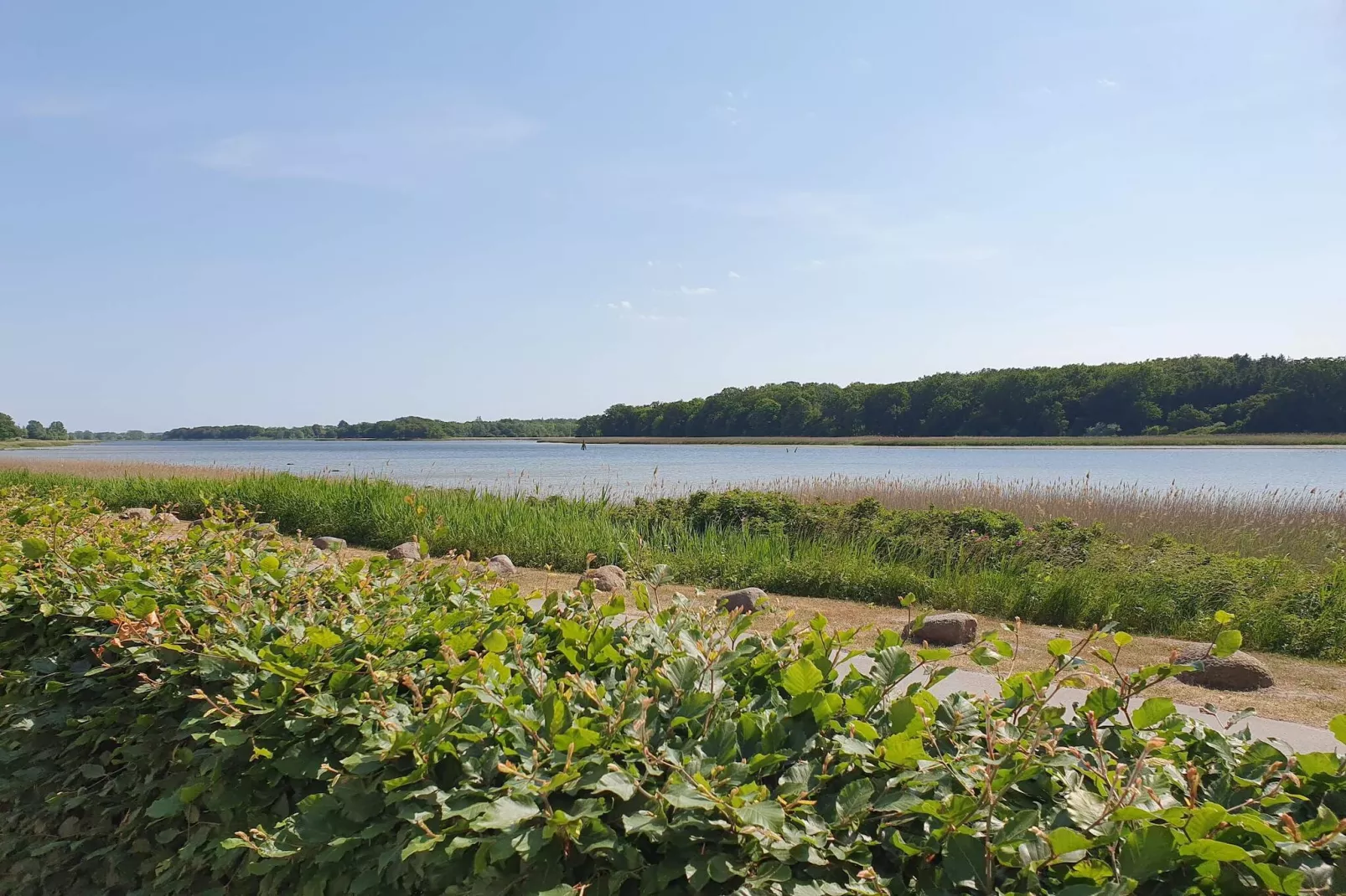 Gemütliches Ferienhaus mit Whirlpool-Wasserblick