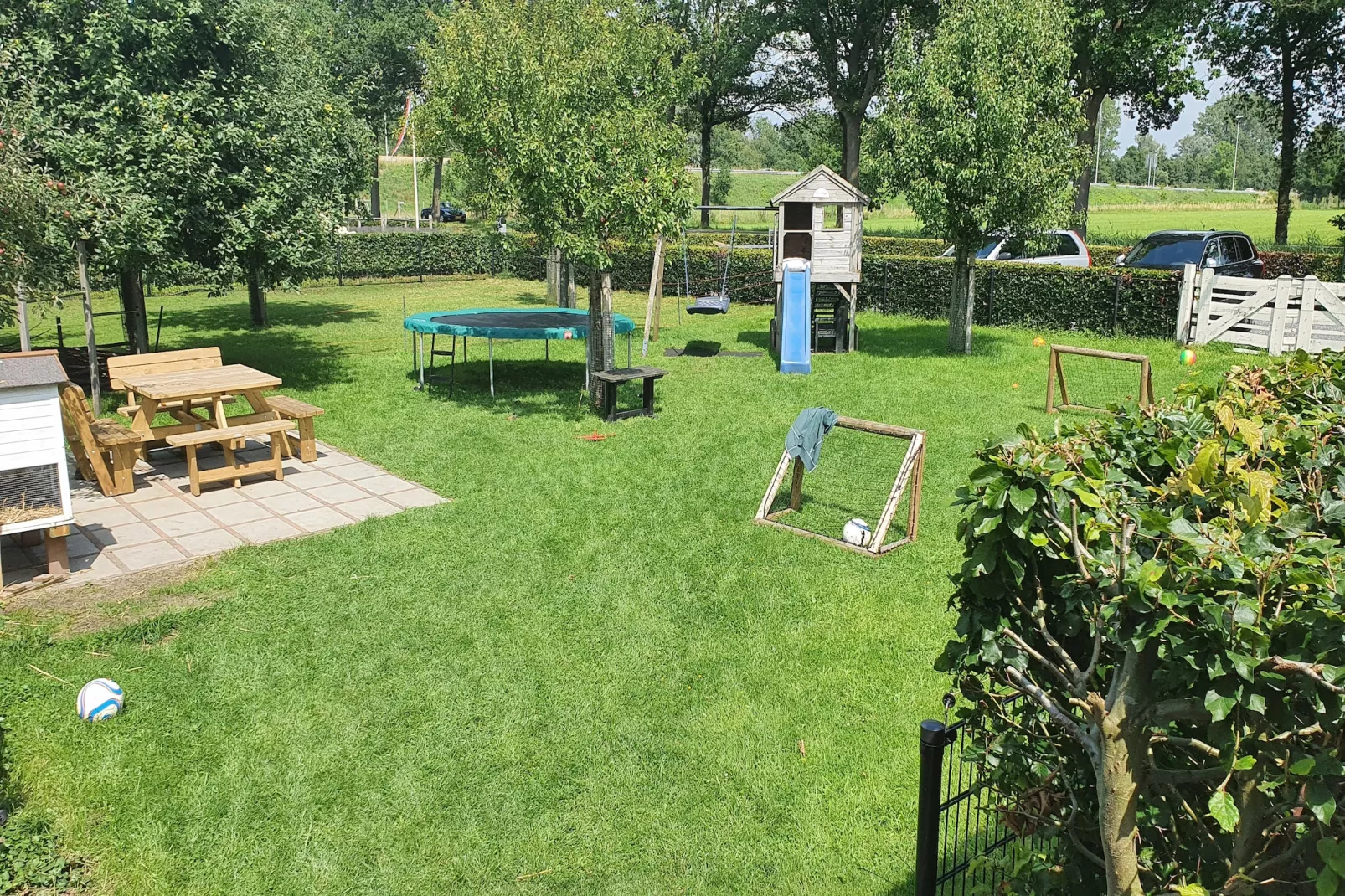 Landelijk Utrecht-Gardens in summer