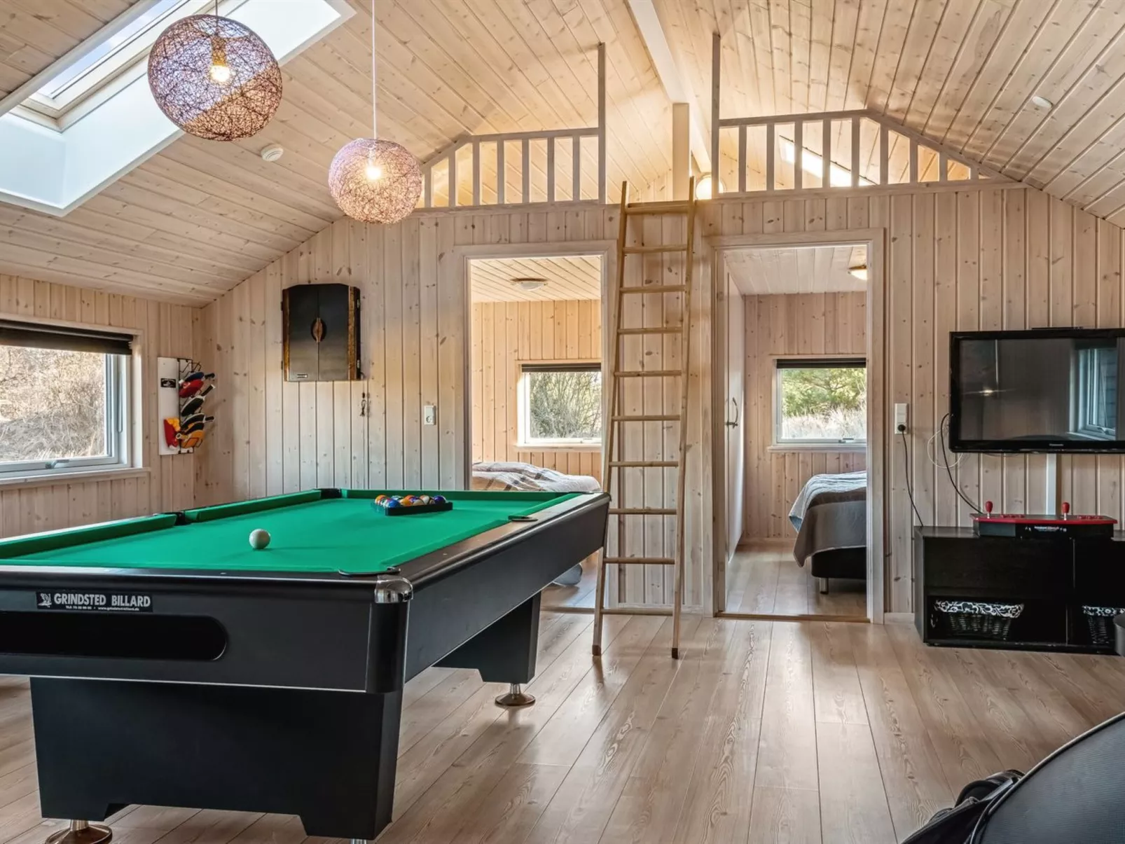 "Krum" - 4.5km from the sea-Dedans