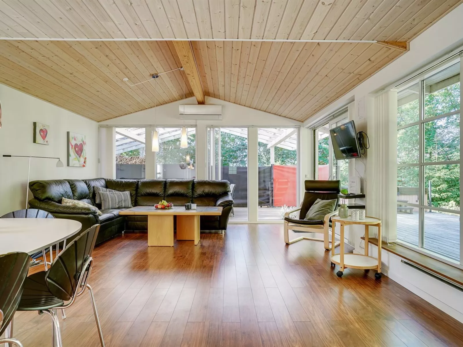 "Epke" - 250m from the sea-Inside