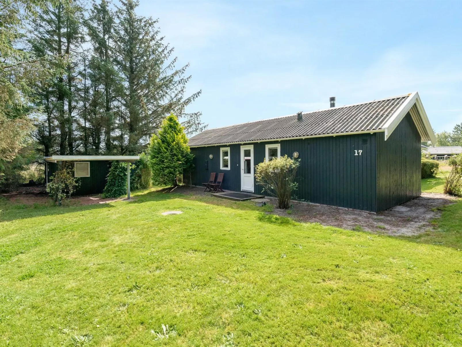 "Glum" - 300m from the sea-Outside