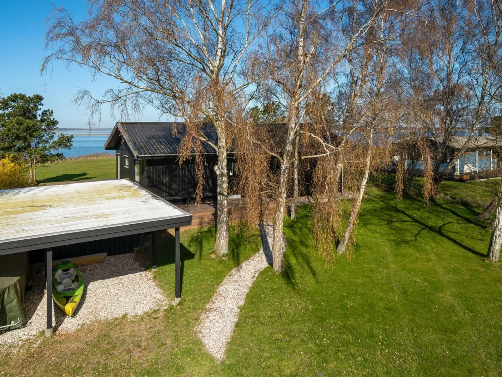 "Iadrik" - 85m to the fjord-Draußen