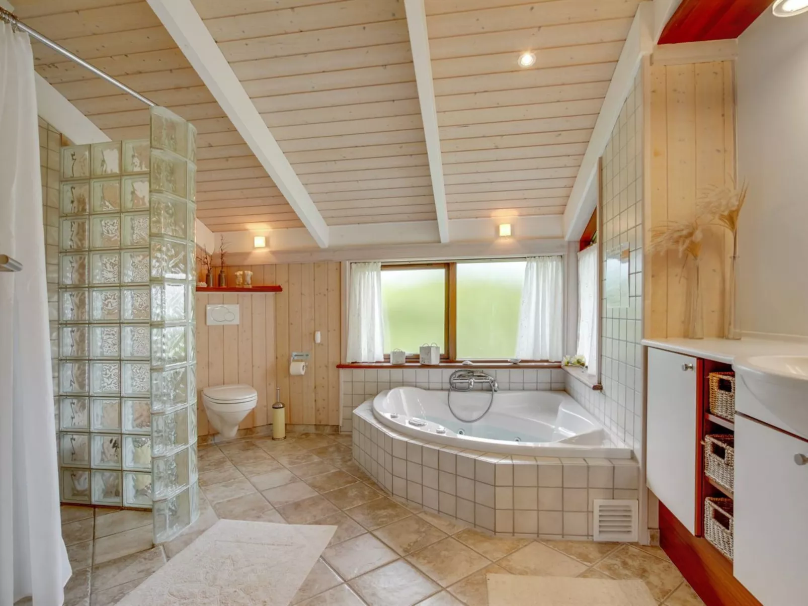 "Friderike" - 200m from the sea-Drinnen