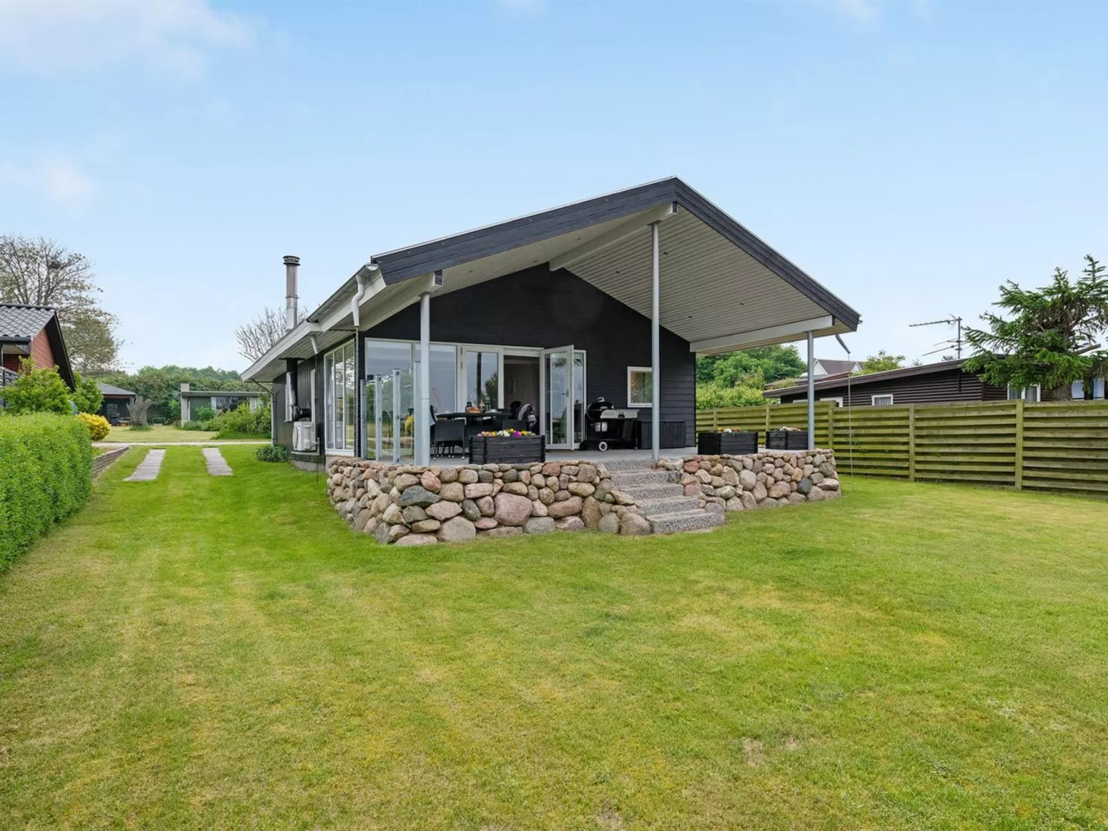 "Loi" - 200m from the sea-Outside