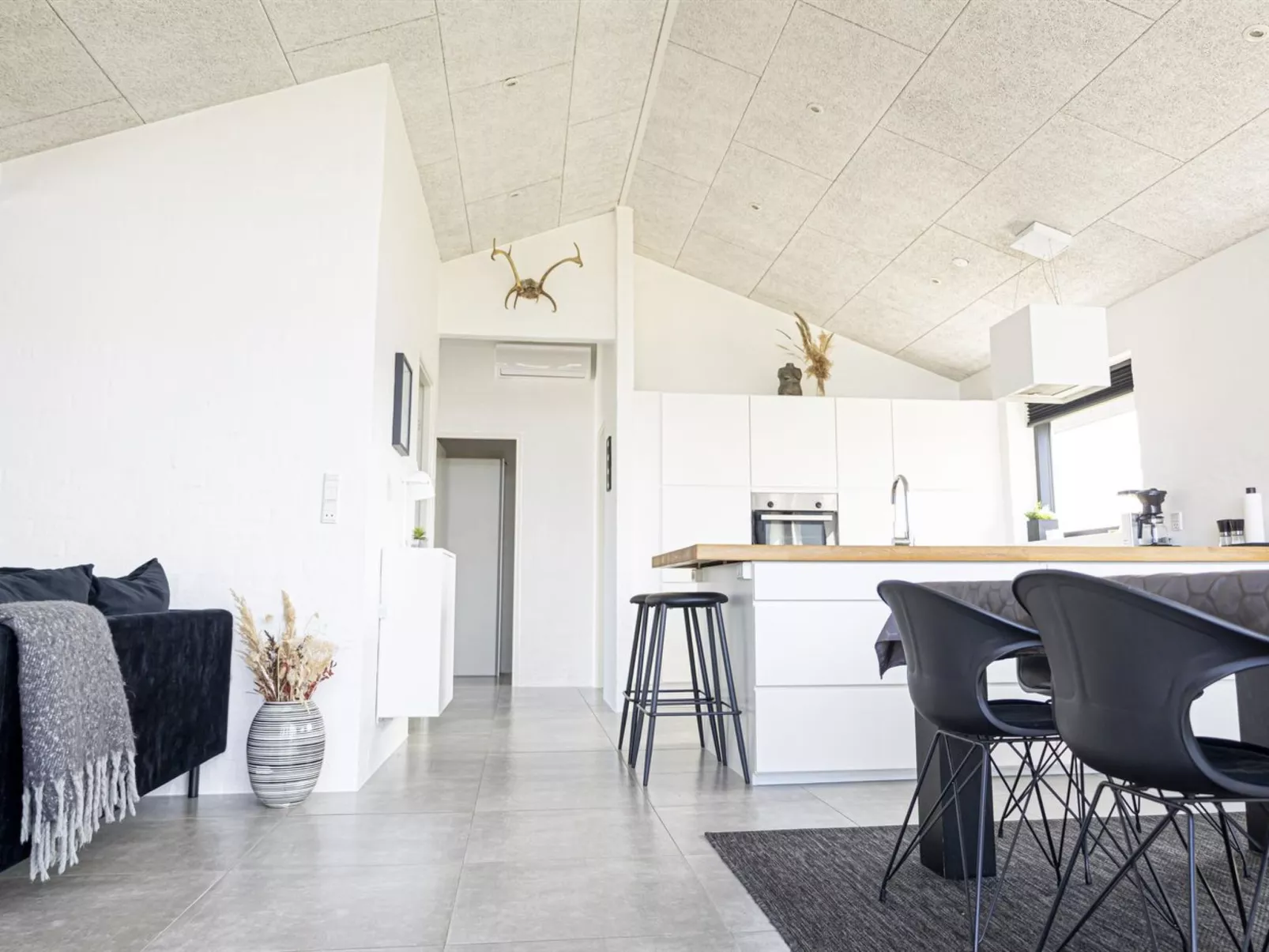 "Volfgang" - 250m from the sea-Inside