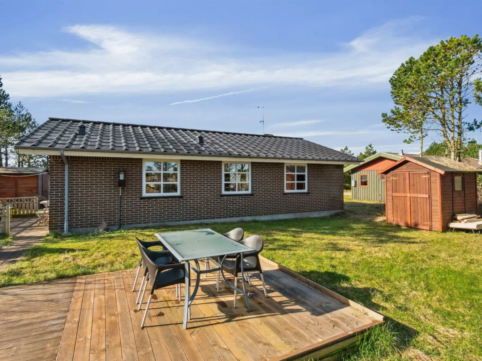 "Aurelie" - 800m from the sea-Outside