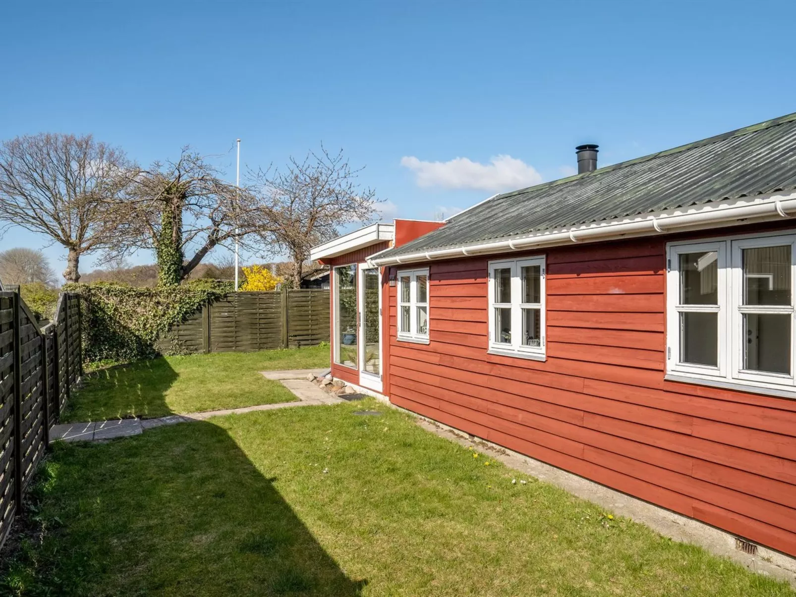 "Loella" - 35m from the sea-Outside