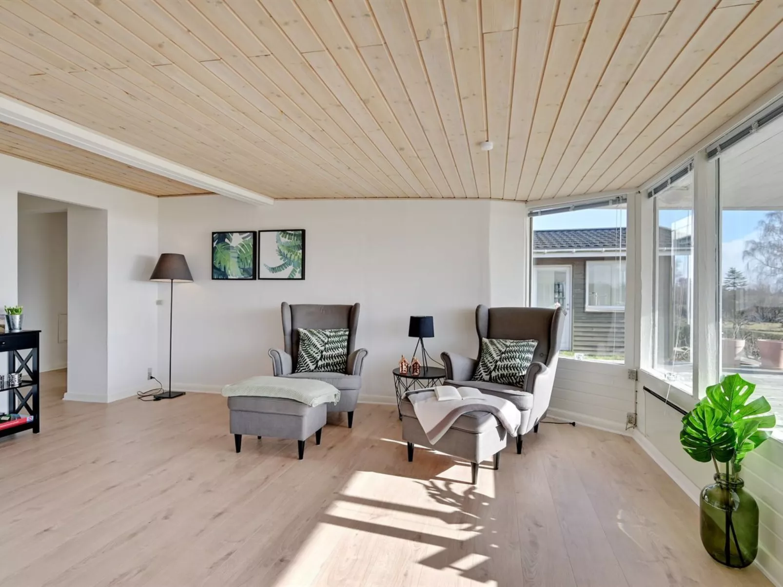 "Caren" - 125m to the fjord-Dedans