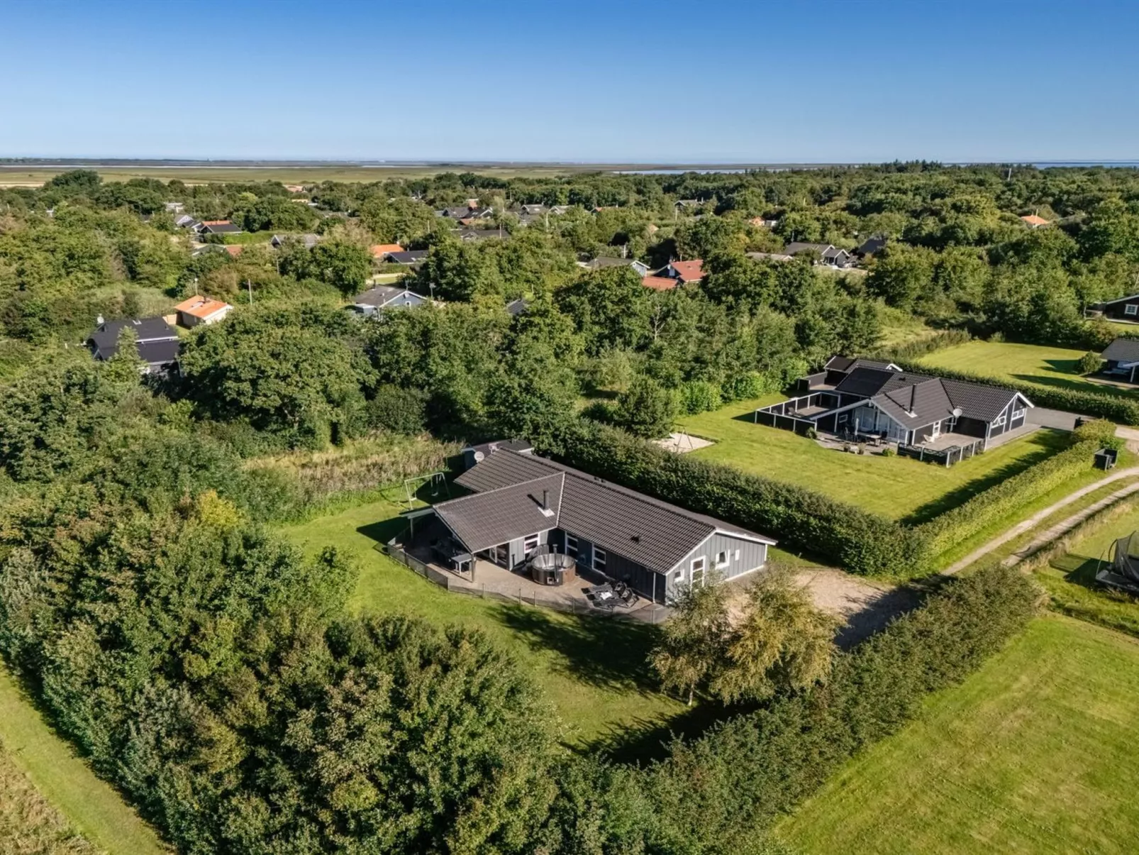 "Findus" - 1.2km to the fjord-Outside