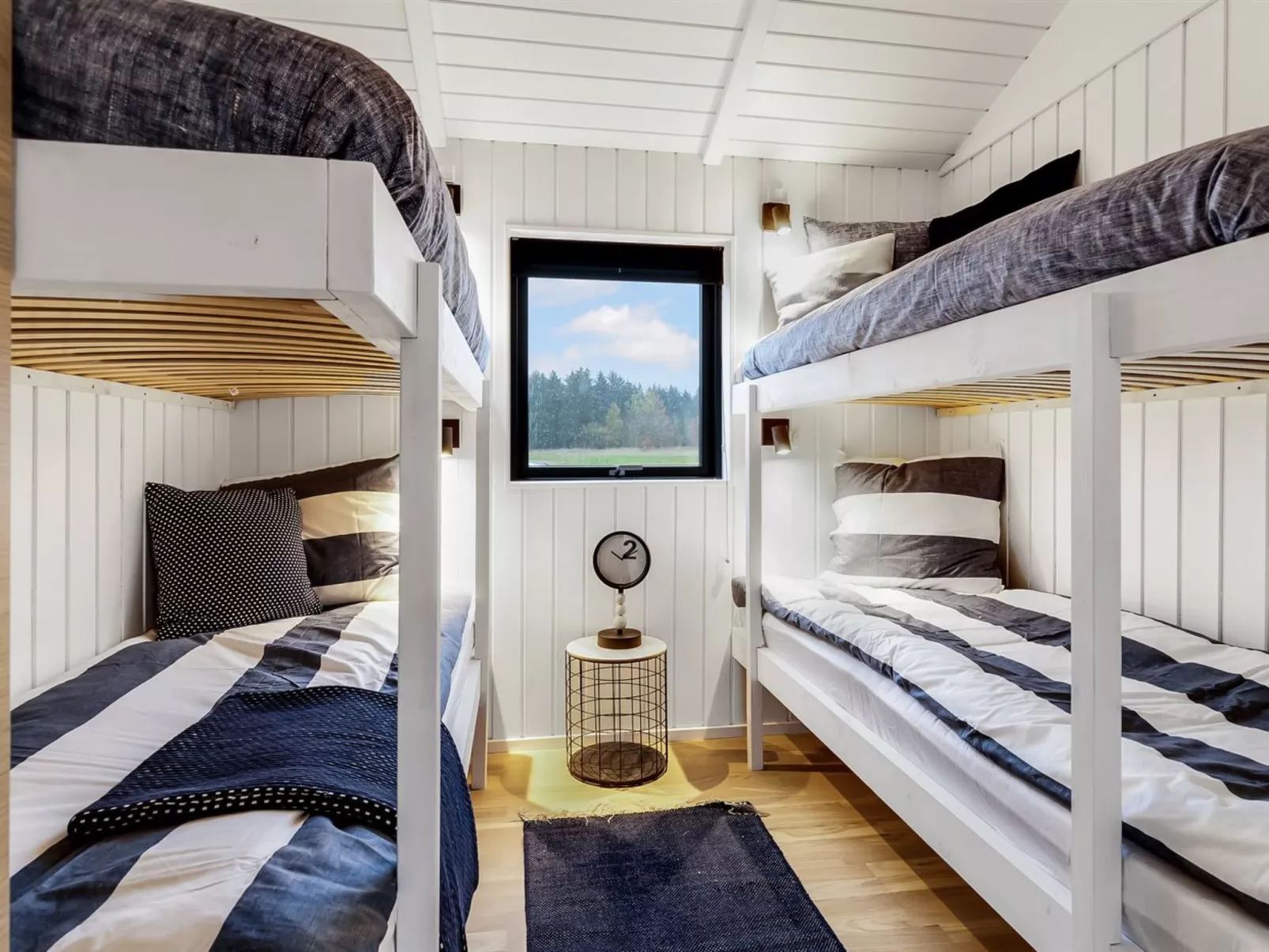 "Sasja" - 1.5km from the sea-Drinnen