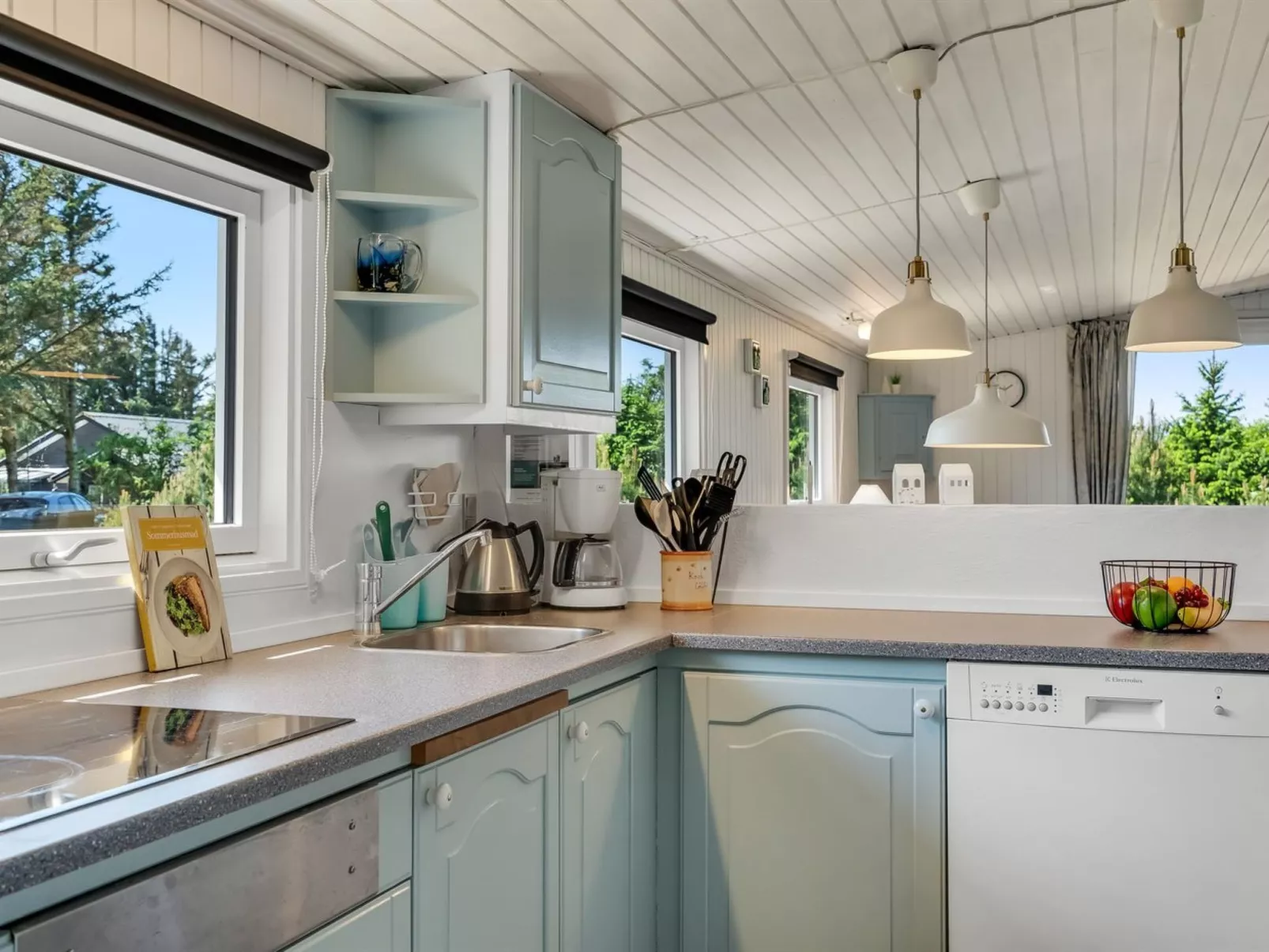 "Tonja" - 300m from the sea-Drinnen