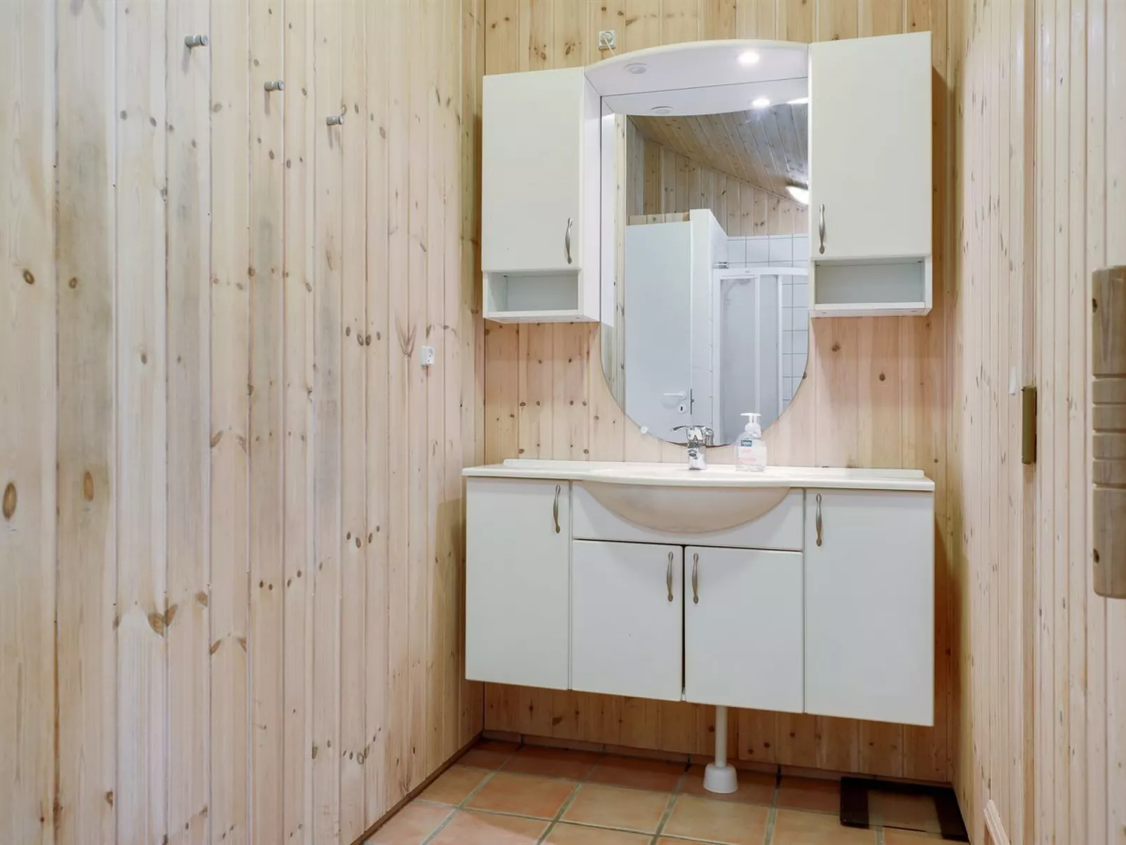 "Ailen" - 500m from the sea-Drinnen