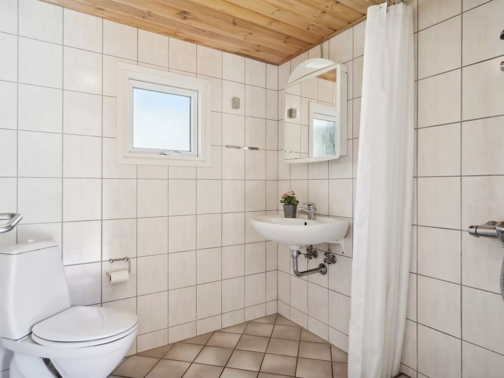 "Apoline" - 5km from the sea-Drinnen