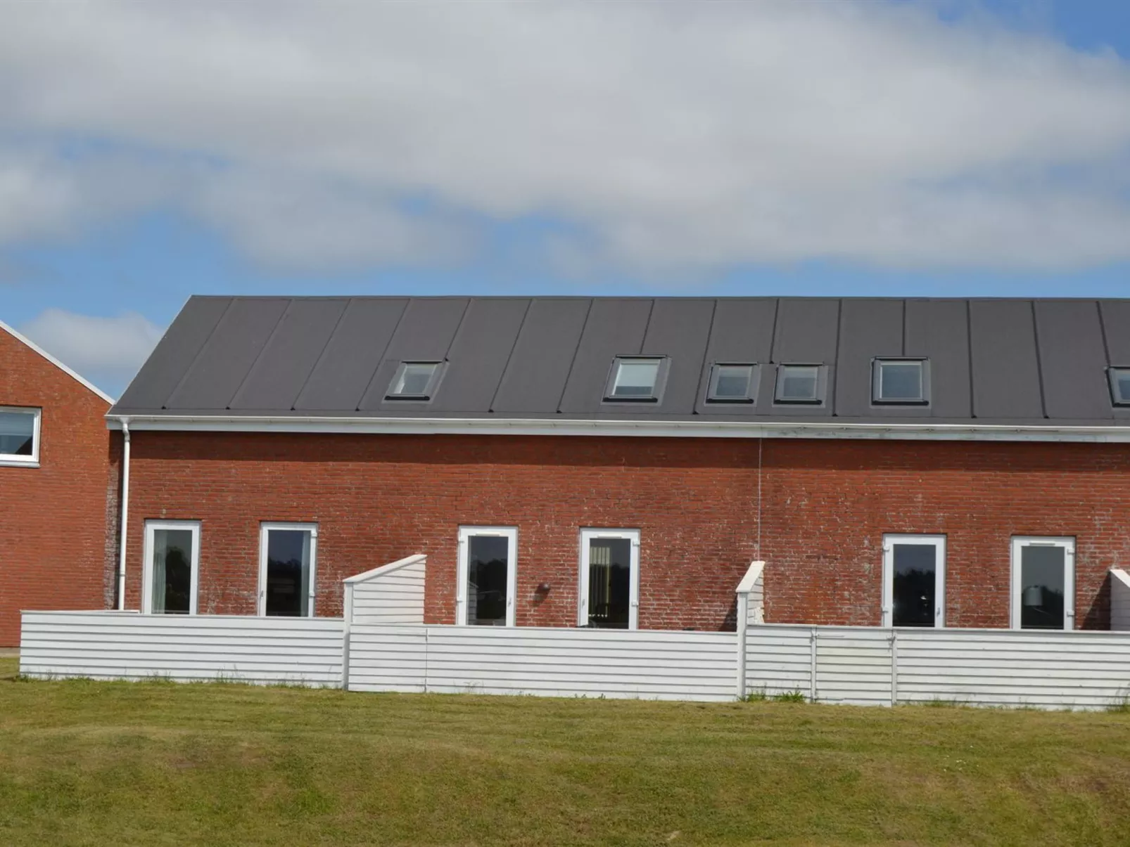 "Nayana" - 2.3km from the sea-Outside