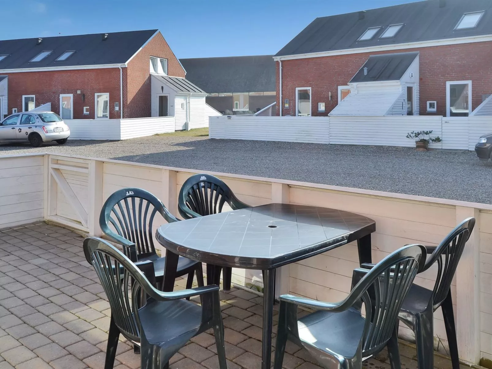 "Alfa" - 2.3km from the sea-Draußen