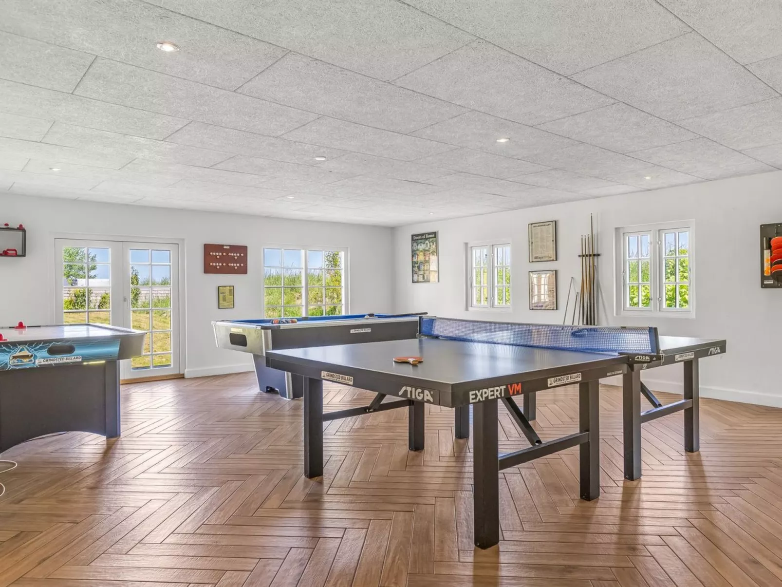 "Narvik" - 4.5km from the sea-Dedans