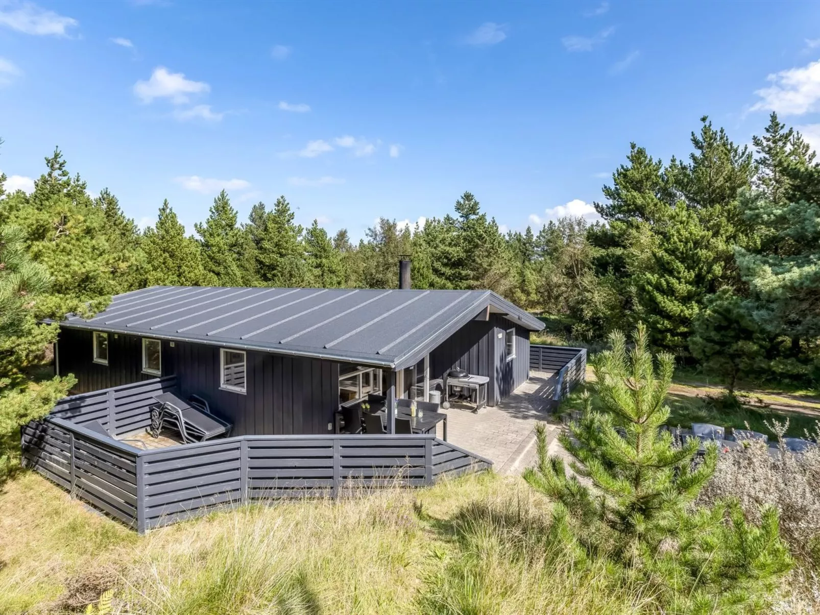 "Roald" - 2.2km from the sea-Outside