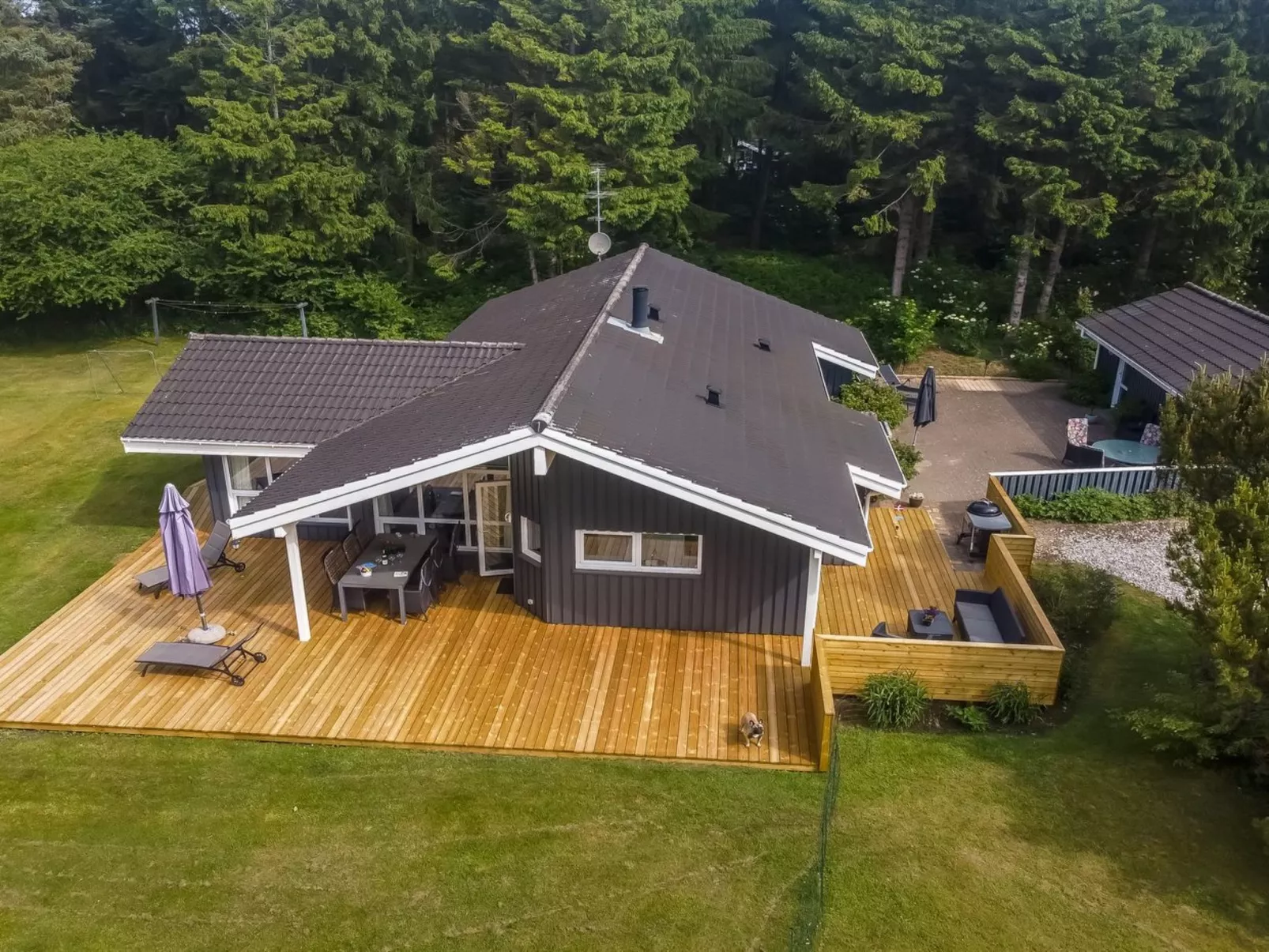 "Aniki" - 1.4km from the sea-Outside