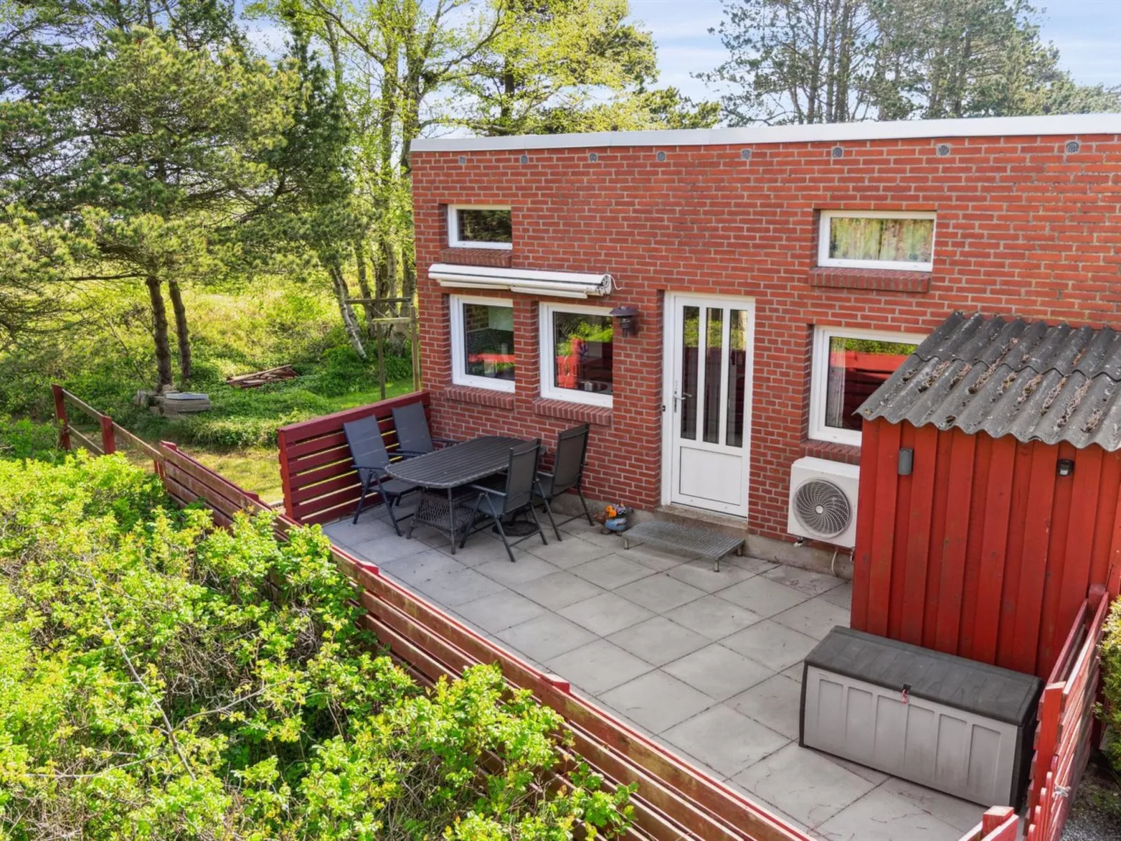 "Sedine" - 3.9km from the sea-Outside