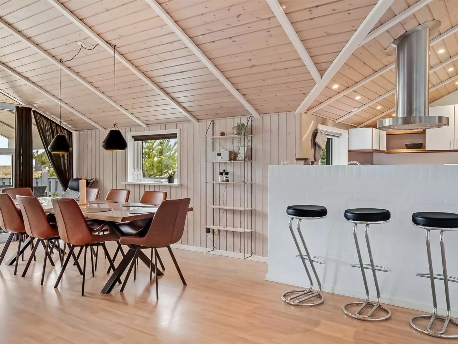 "Sakulfuer" - 2.5km from the sea-Drinnen