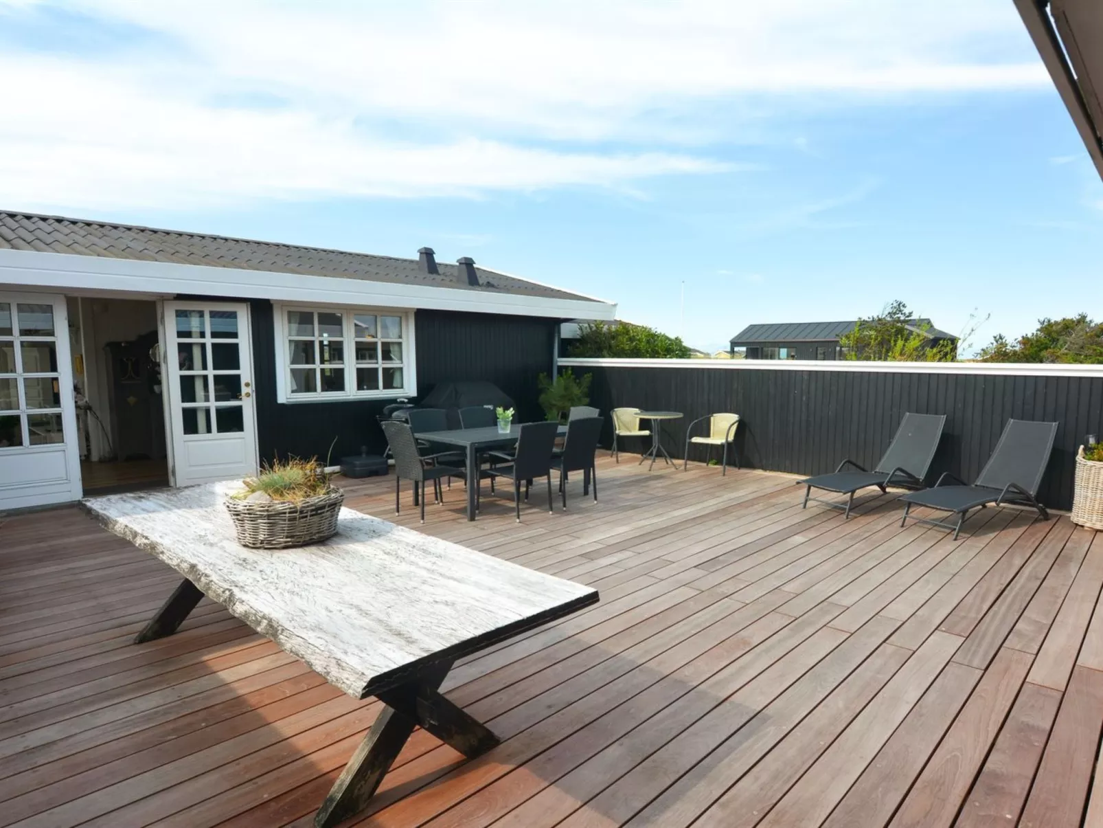 "Halsten" - 551m from the sea-Outside