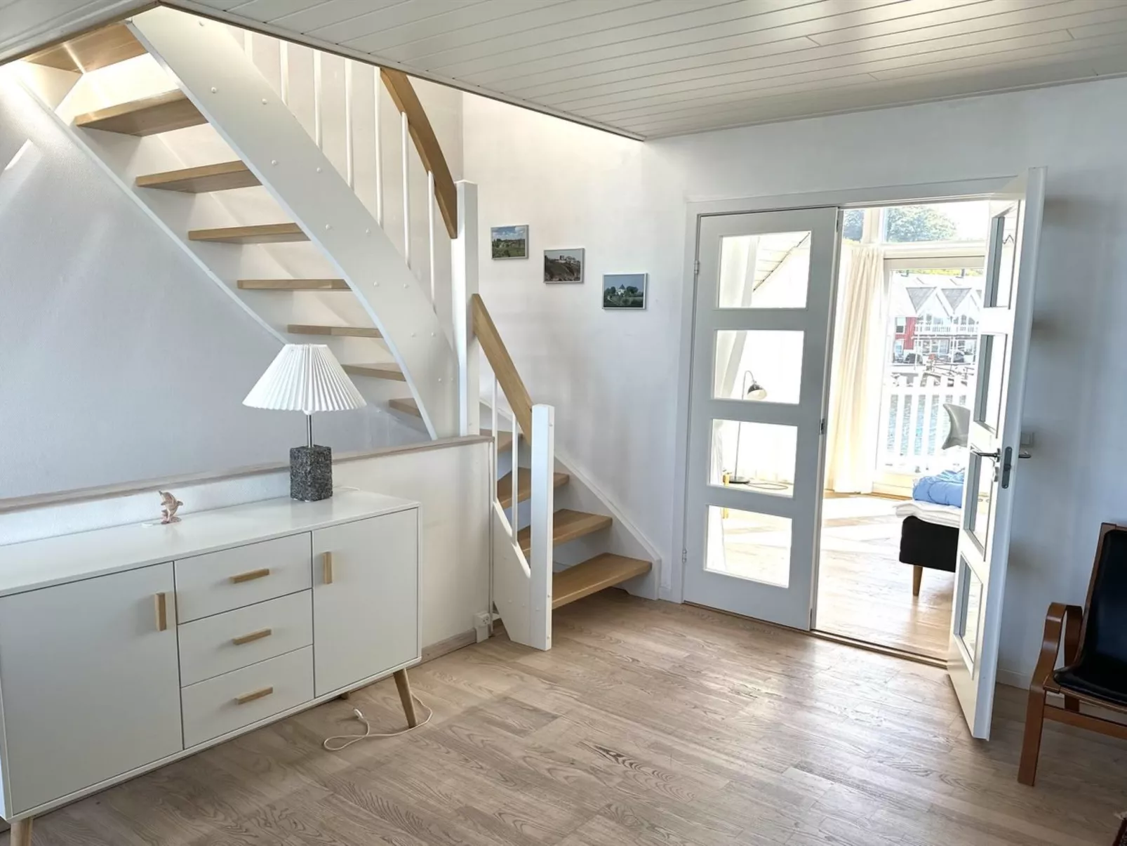 "Otis" - 10m from the sea-Dedans