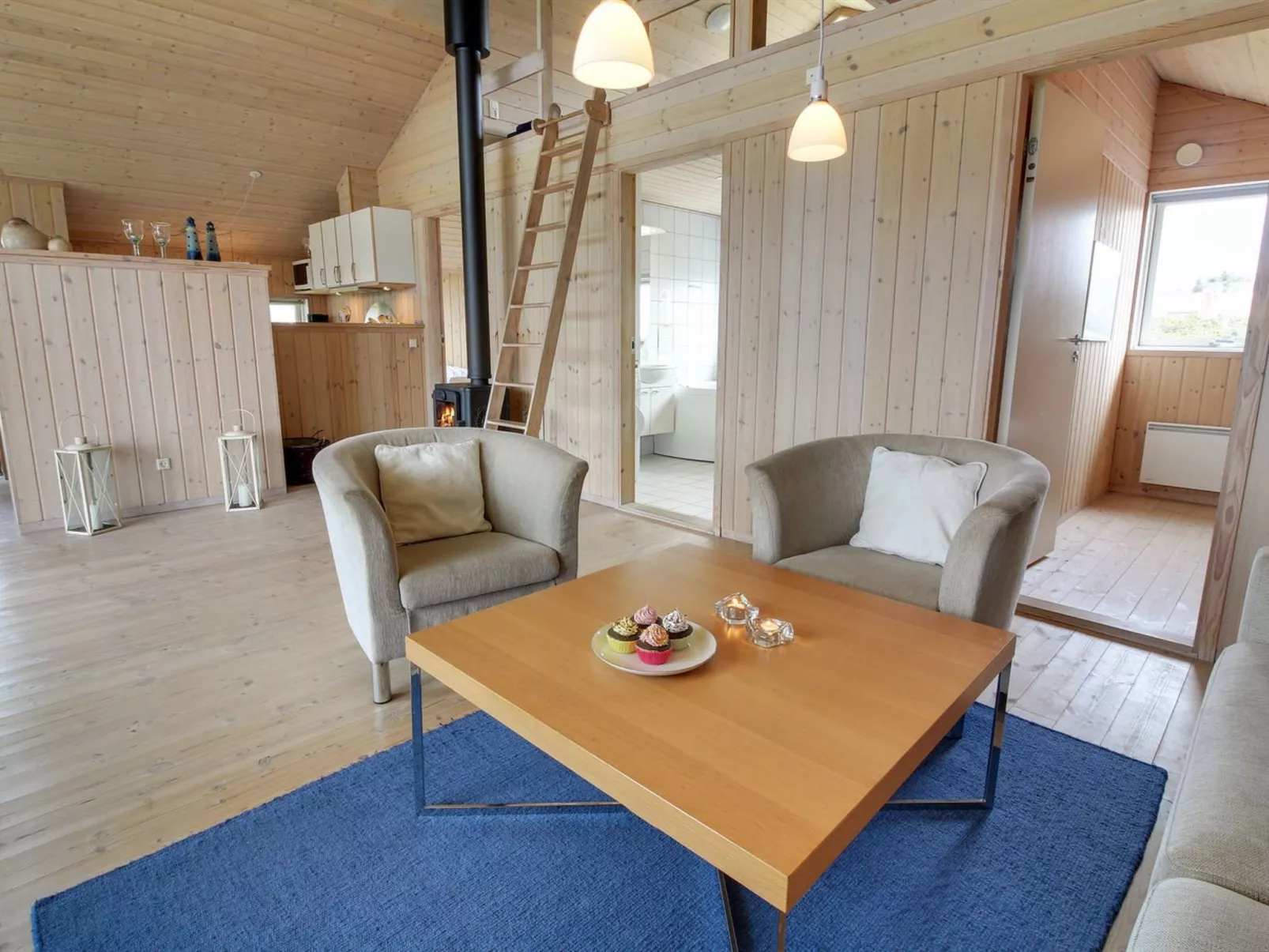 "Tähti" -  from the sea-Dedans