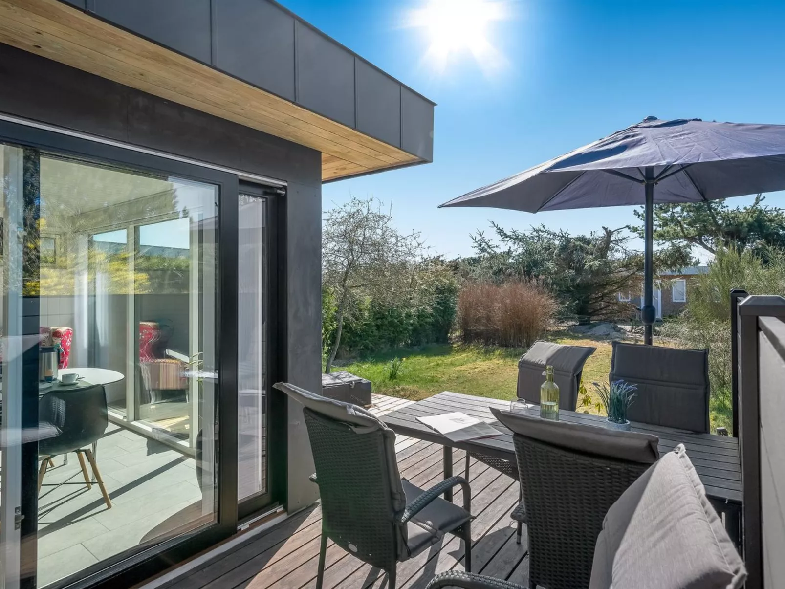 "Clemence" - 900m from the sea-Outside