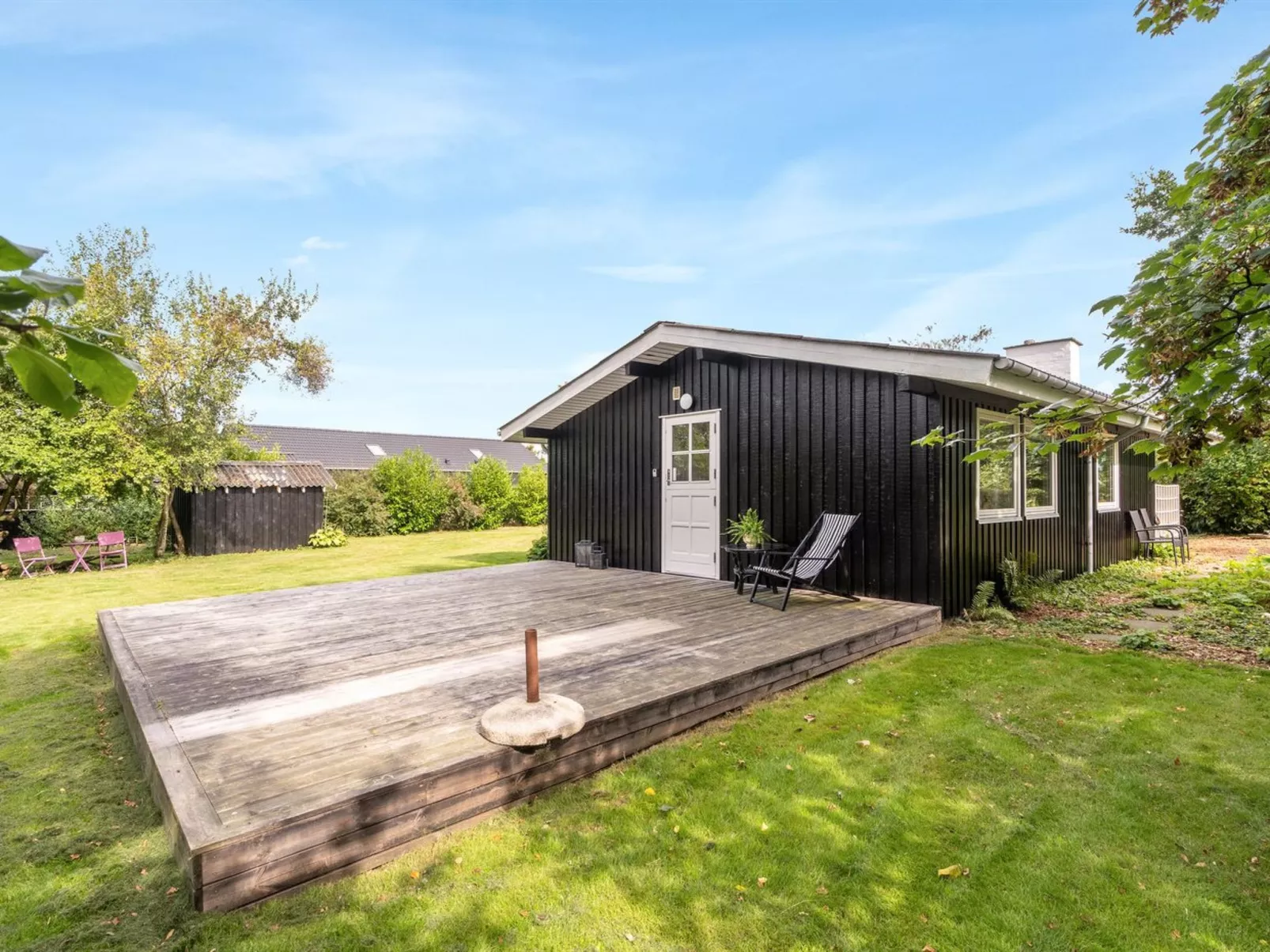 "Suoma" - 400m to the fjord-Outside