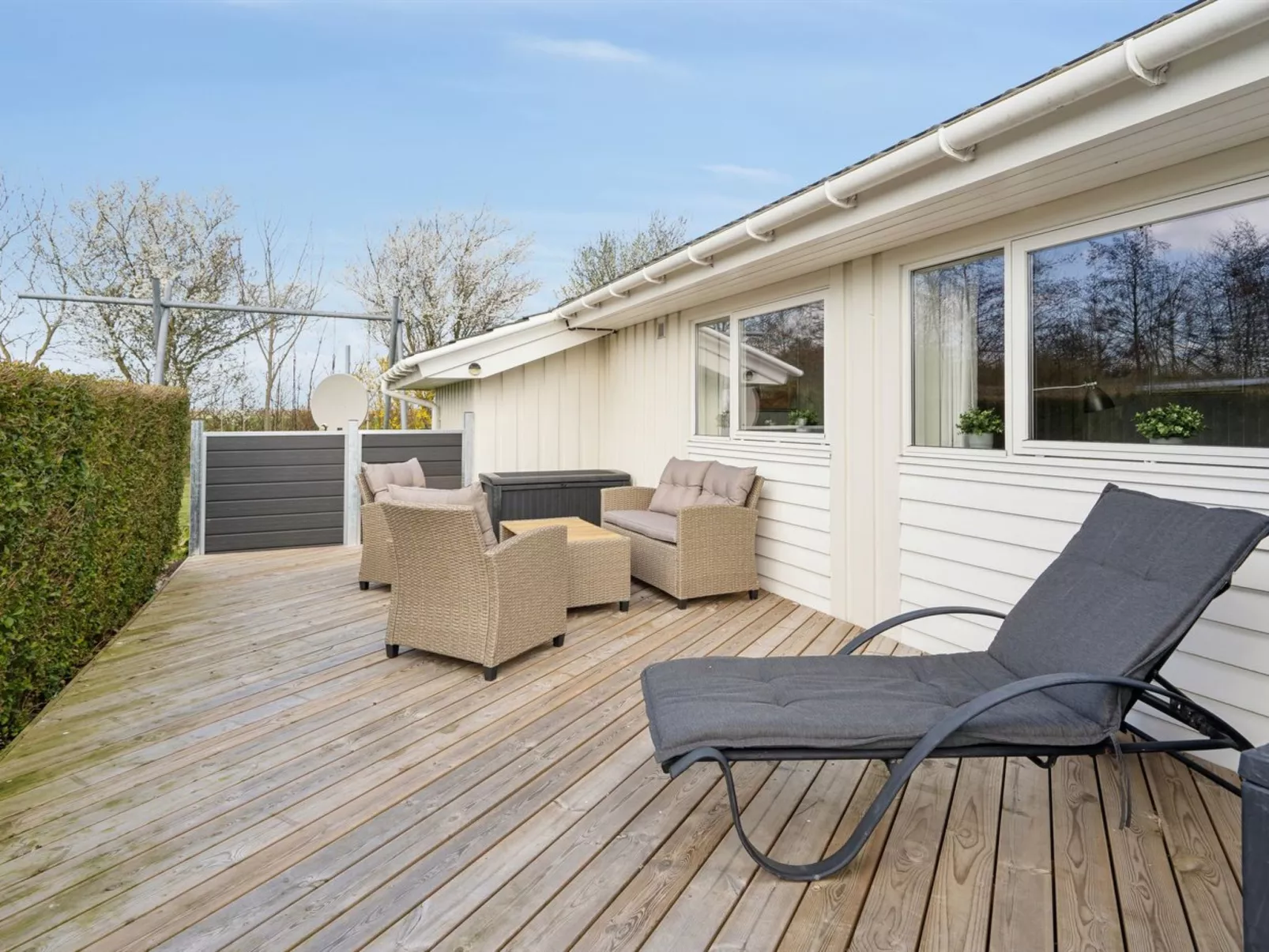 "Tjakko" - 700m from the sea-Outside