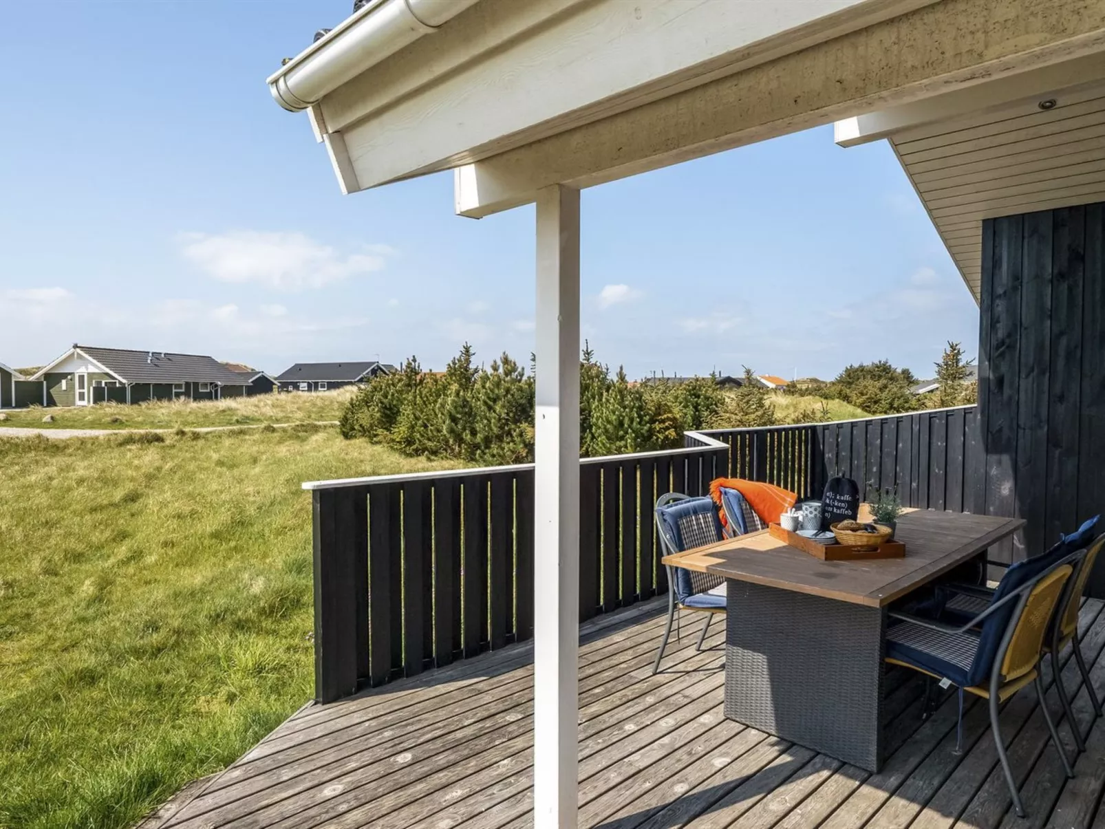 "Emppu" - 400m from the sea-Draußen