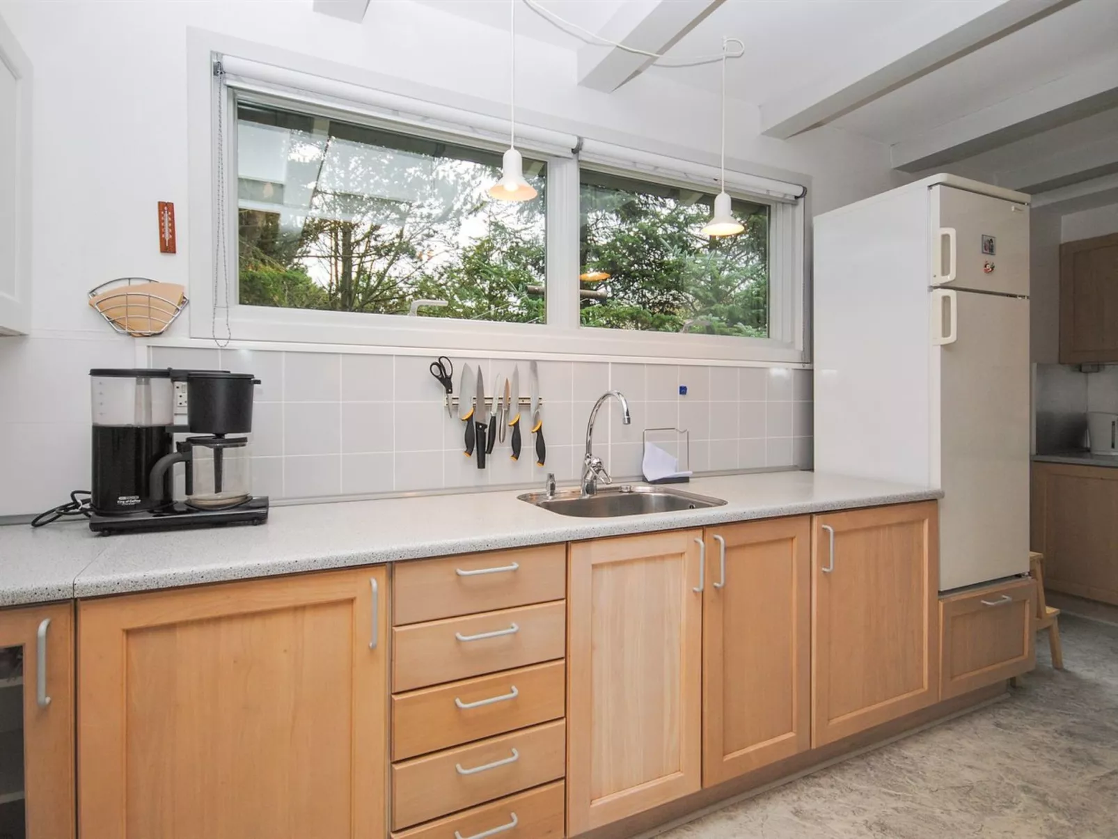 "Amber" - 500m from the sea-Dedans