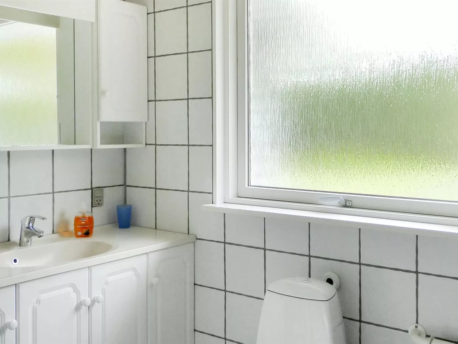 "Jouko" - 400m from the sea-Drinnen