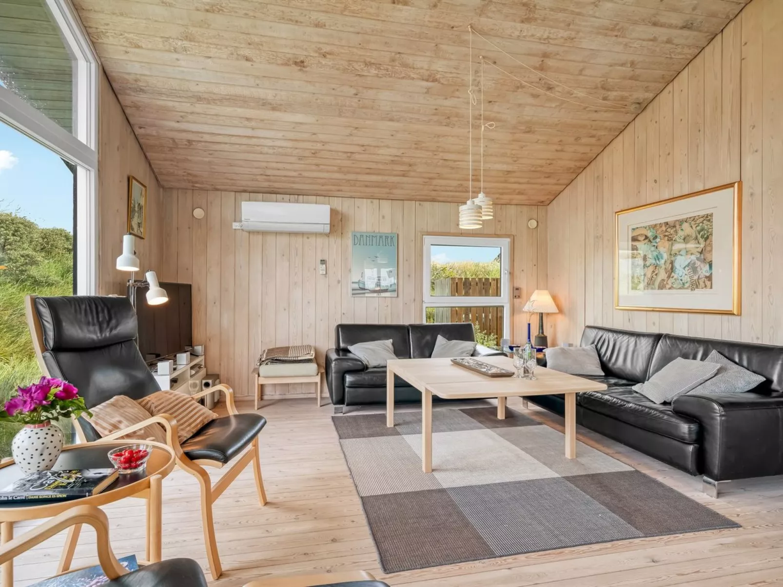 "Rosemari" - 260m from the sea-Drinnen