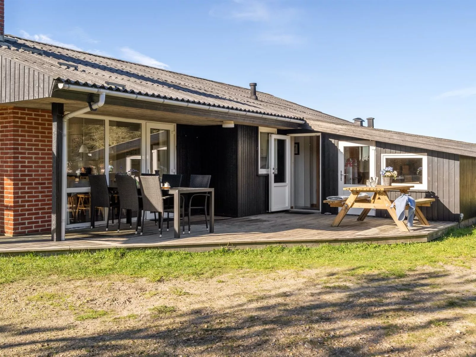 "Shalez" -  from the sea-Outside