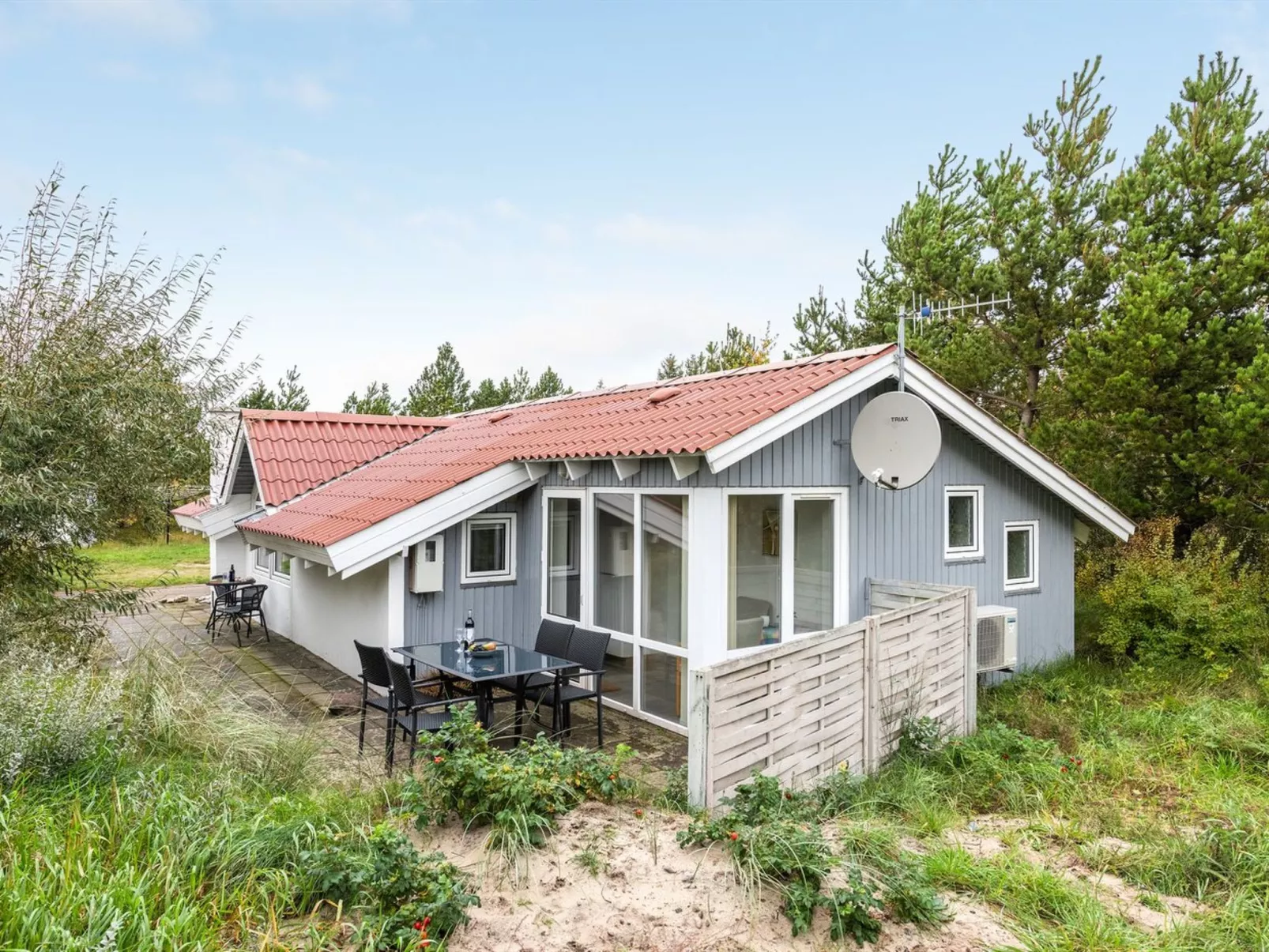 "Biriel" - 1km from the sea-Outside