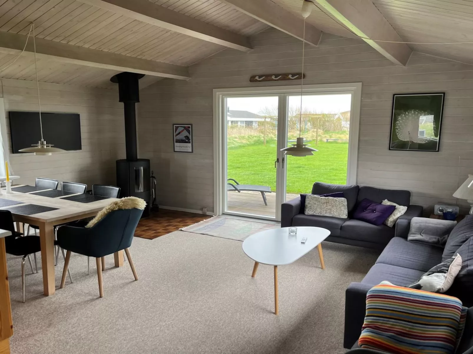 "Aashild" - 400m from the sea-Inside