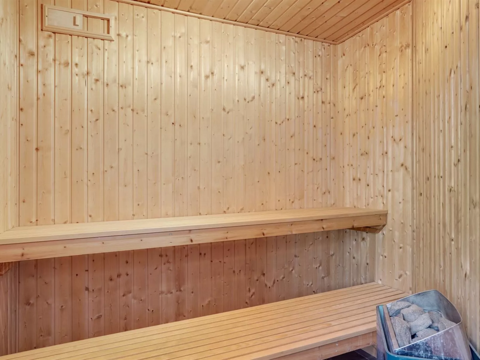 "Ulfsten" - 1.6km from the sea-Dedans